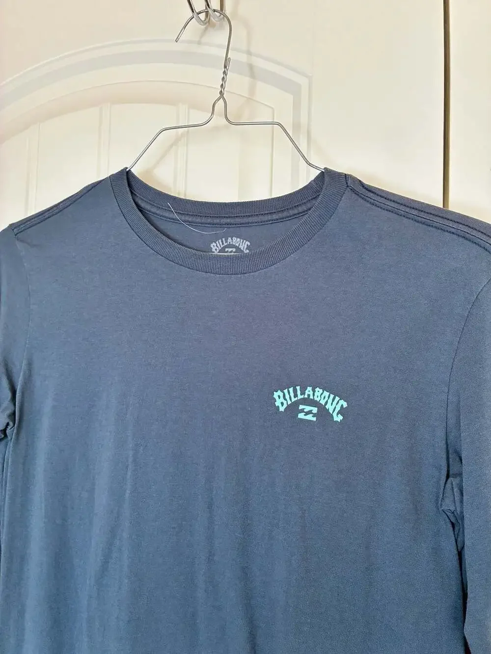 Billabong Boys Snaking Arches, and Cat & Jack Long Sleeve T-Shirt Pair, Boys lar